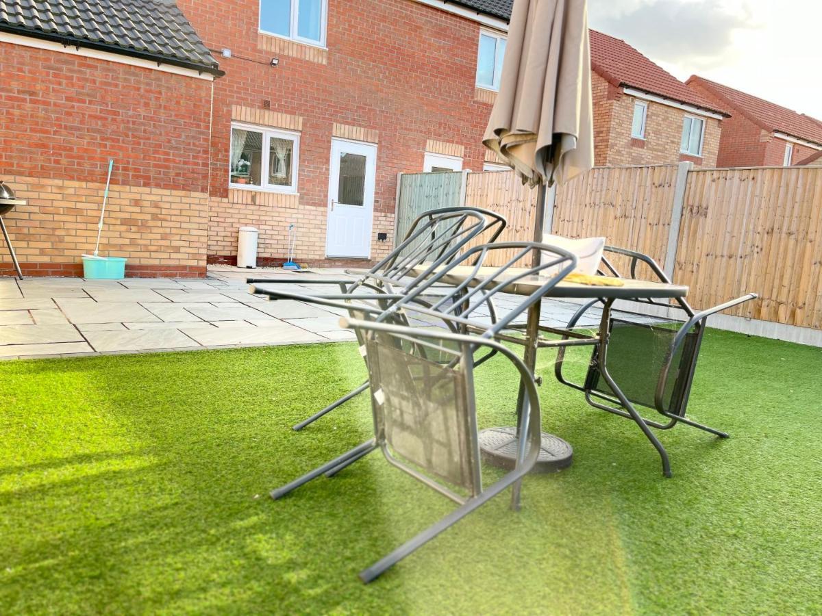 New Ollerton Parkgate Rest Apartment ภายนอก รูปภาพ